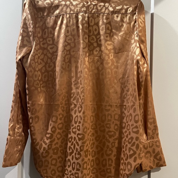 12th tribe Leopard print button down shirt - Picture 8 of 8